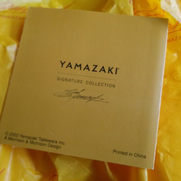 Yamazaki Signature Collection 18/10 Stainless Steel Snack Tray (3 glass inserts) - Picture 8 of 15